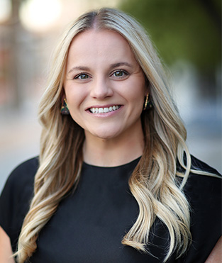 Photo of Emily Bare